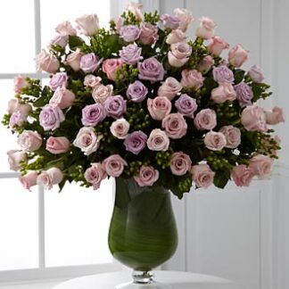 Applause Luxury Rose Bouquet - 100 pastel Long-Stemmed Roses